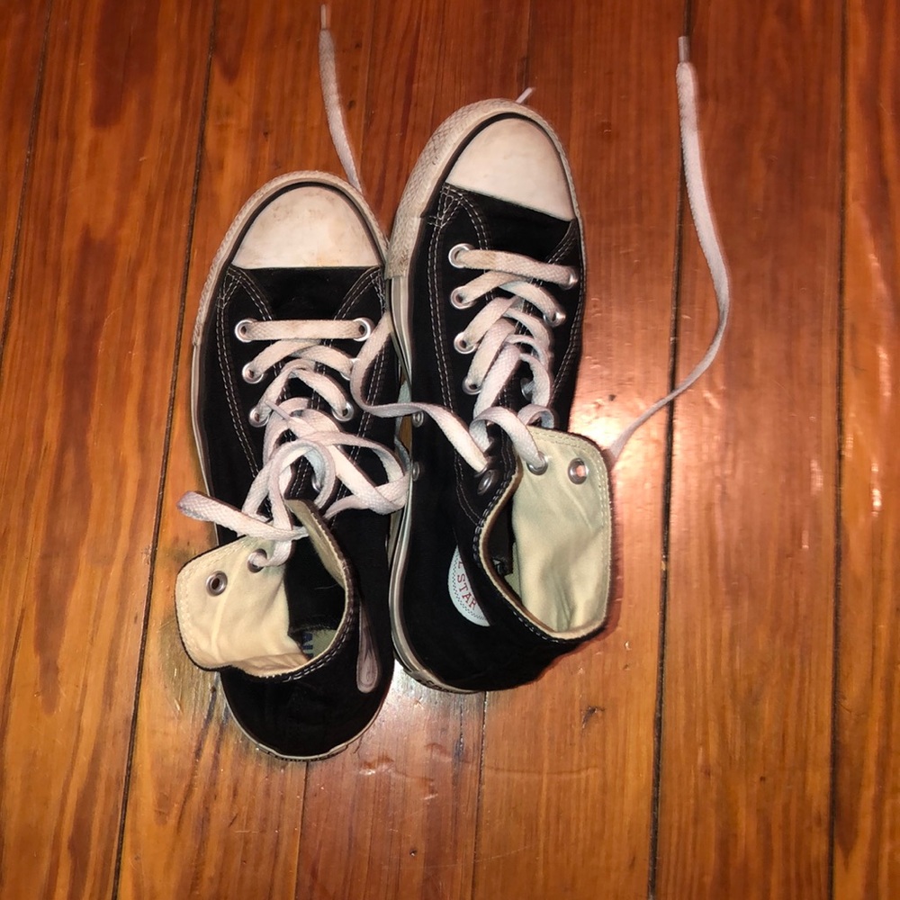 Black high top converse